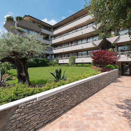 Il Sogno Apartments Дезенцано-дель-Гарда Экстерьер фото