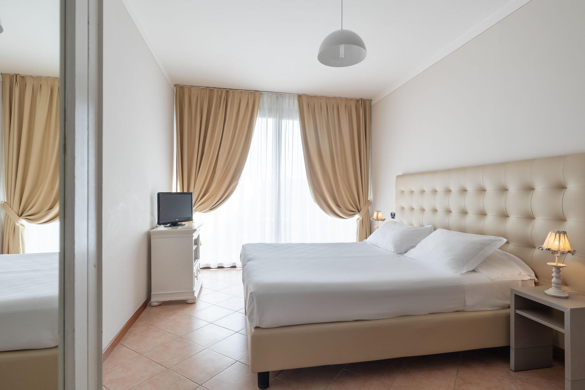 Il Sogno Apartments Дезенцано-дель-Гарда Экстерьер фото