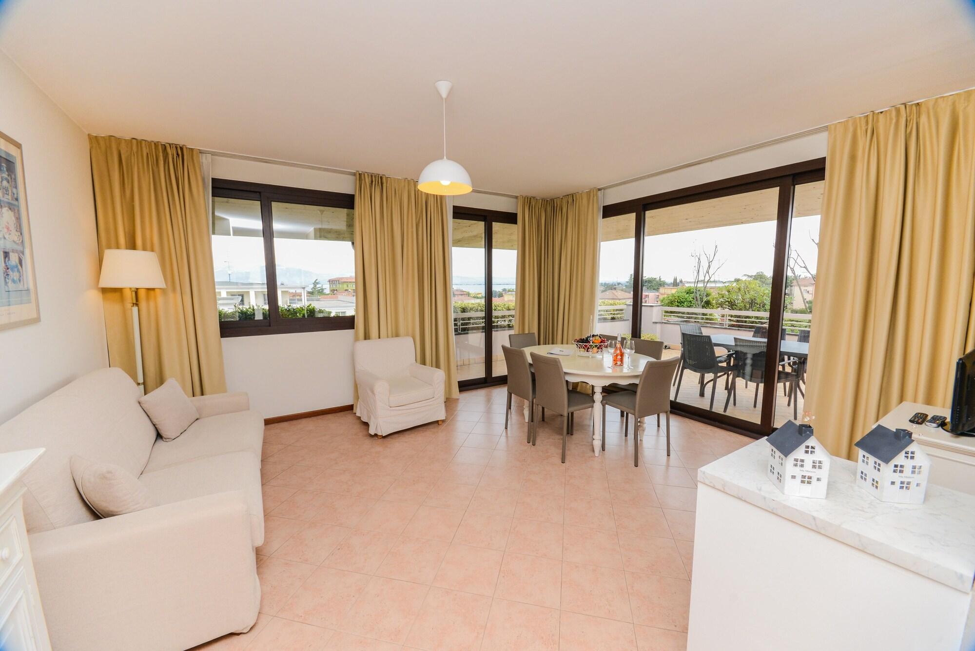 Il Sogno Apartments Дезенцано-дель-Гарда Экстерьер фото