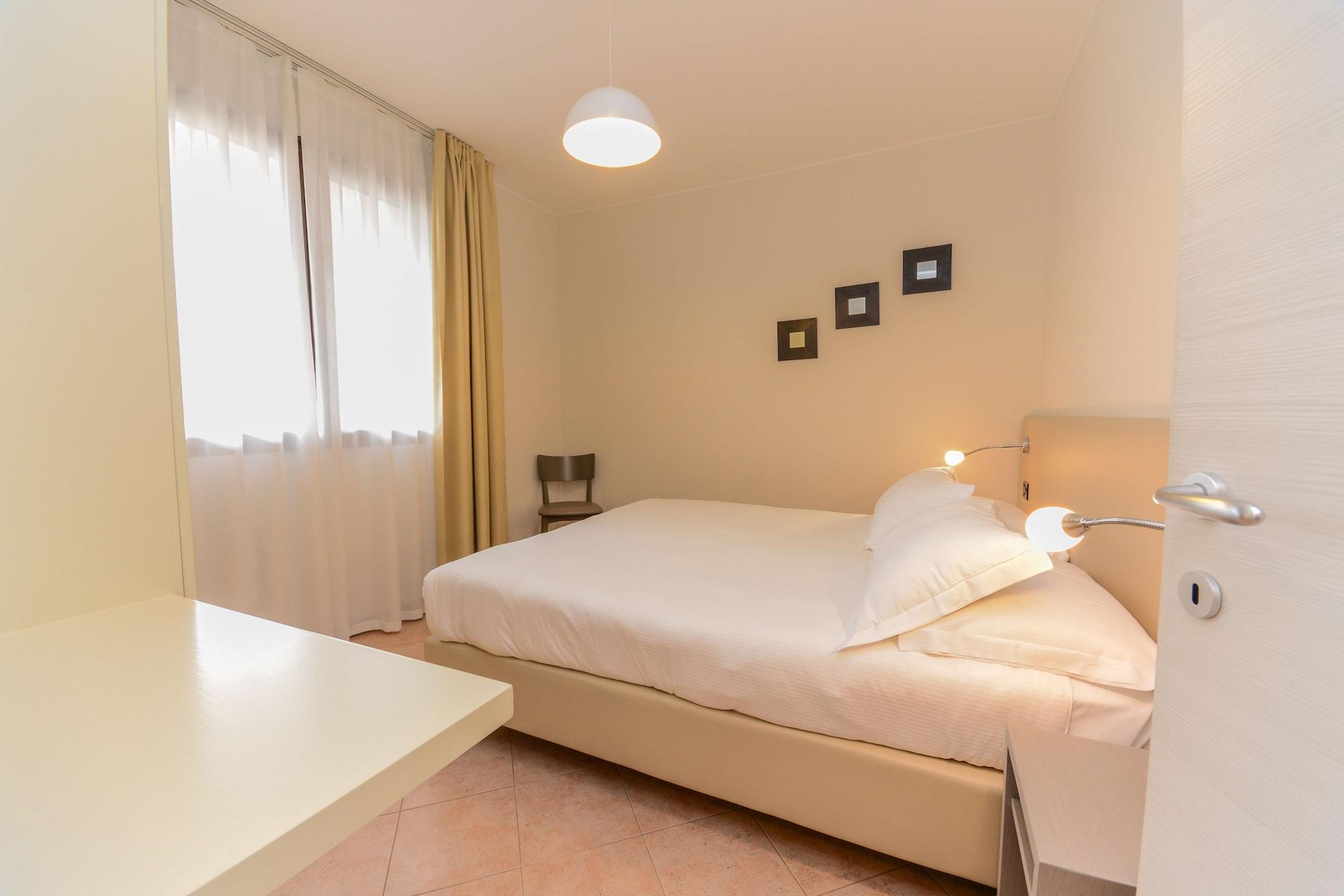 Il Sogno Apartments Дезенцано-дель-Гарда Экстерьер фото