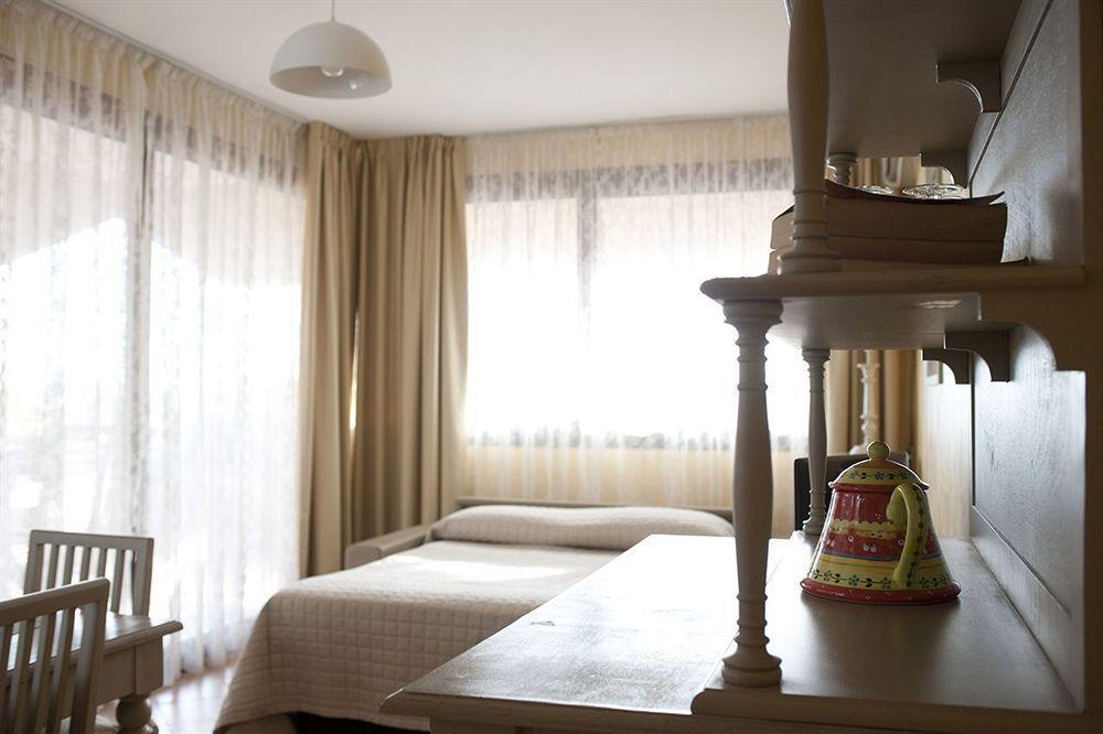 Il Sogno Apartments Дезенцано-дель-Гарда Экстерьер фото