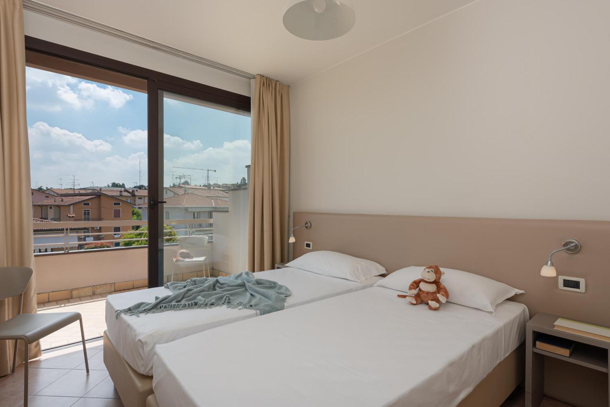 Il Sogno Apartments Дезенцано-дель-Гарда Экстерьер фото