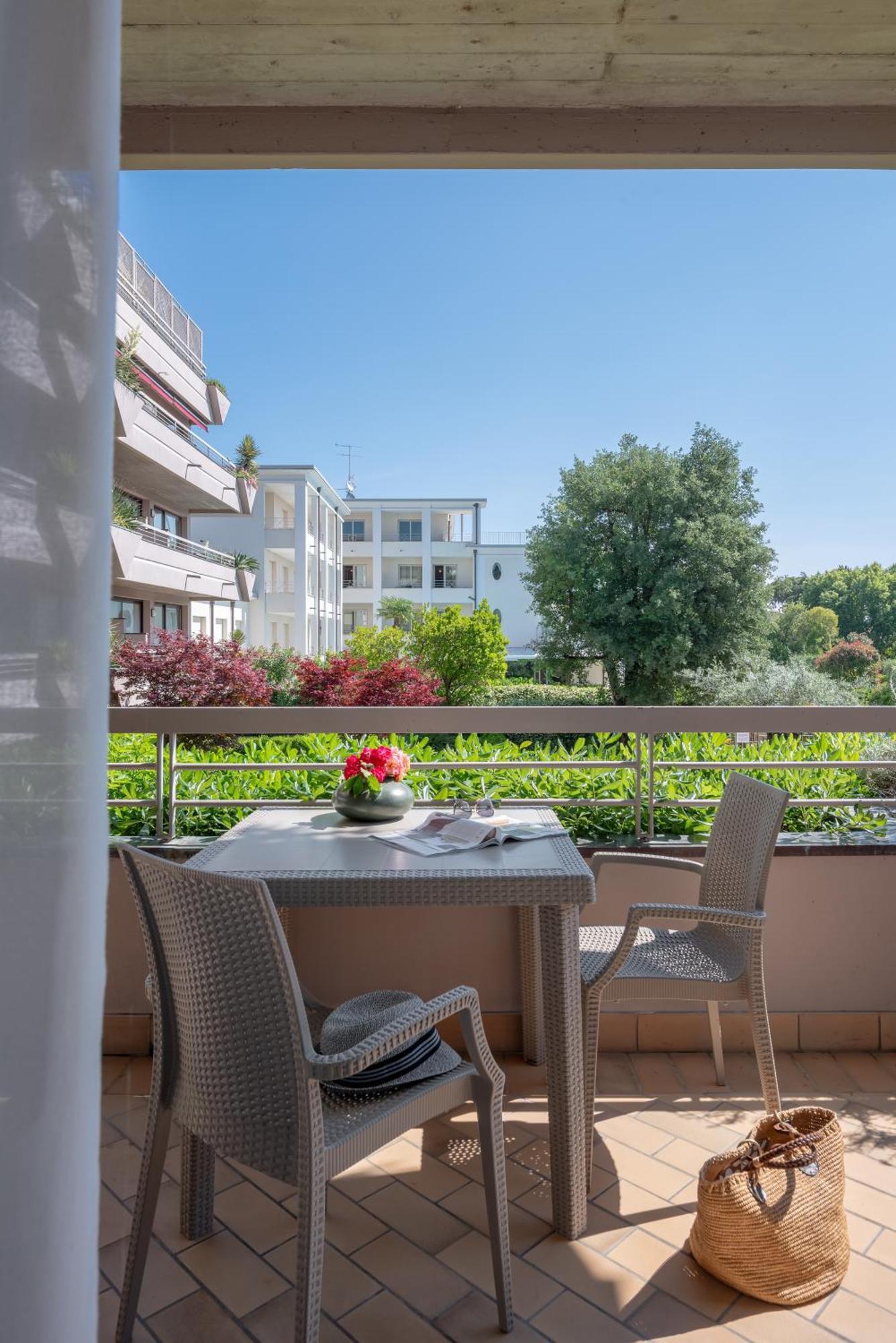 Il Sogno Apartments Дезенцано-дель-Гарда Экстерьер фото